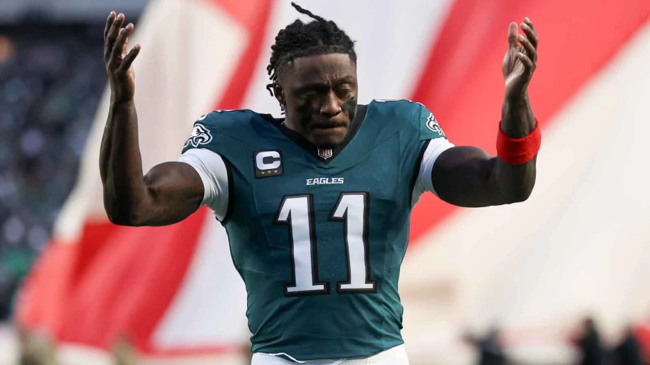 Eagles’ AJ Brown skips media after Nick Sirianni spat, brutal drop in loss to 49ers