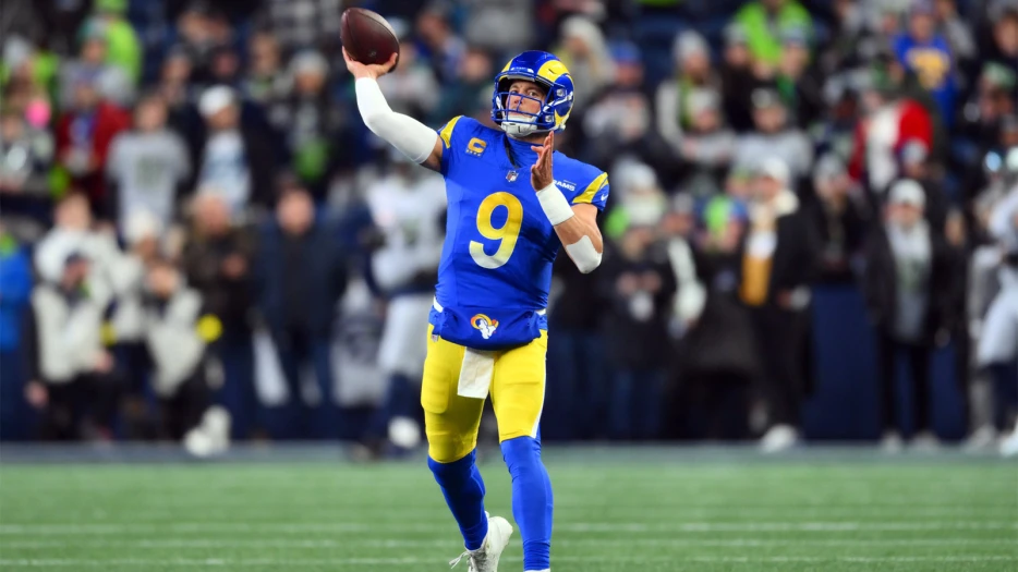 Rams’ Matthew Stafford’s injured finger better be ready for sub-zero wind chill vs. Bears