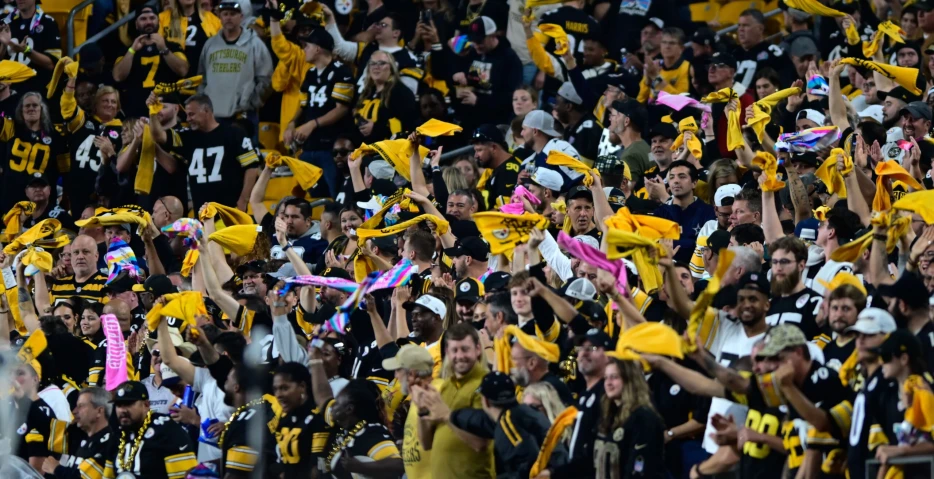 Steelers Daily News &amp; Links: ‘Renegade’ Played at Penguins Game; Paul Skenes with Terrible Towel