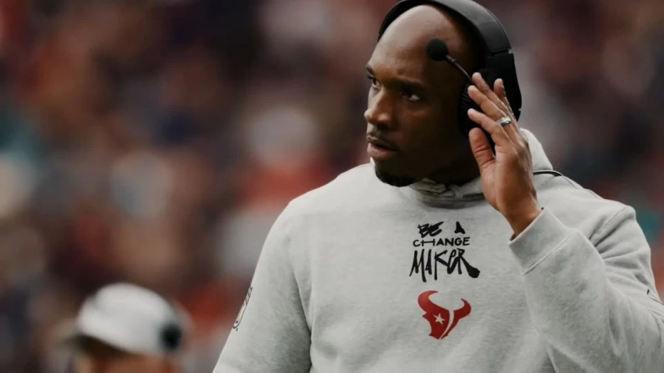 Texans Make Additional Roster Move Before Wild Card Contest