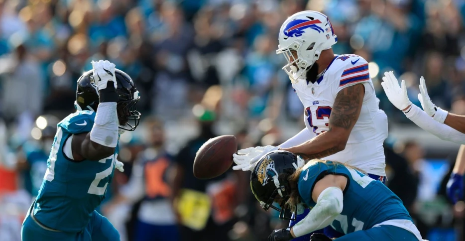 Buffalo Bills injuries: WR Gabe Davis tears ACL, Jordan Poyer ruled out
