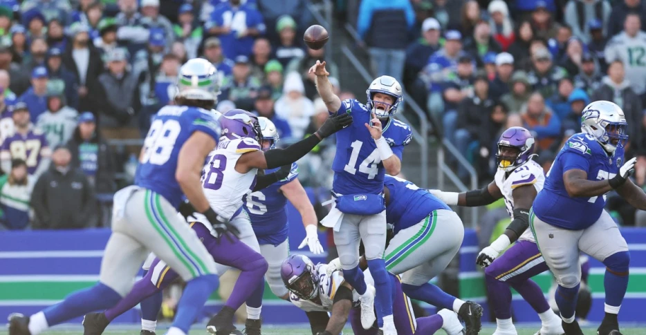 Here’s what happened to the Seahawks offense midseason