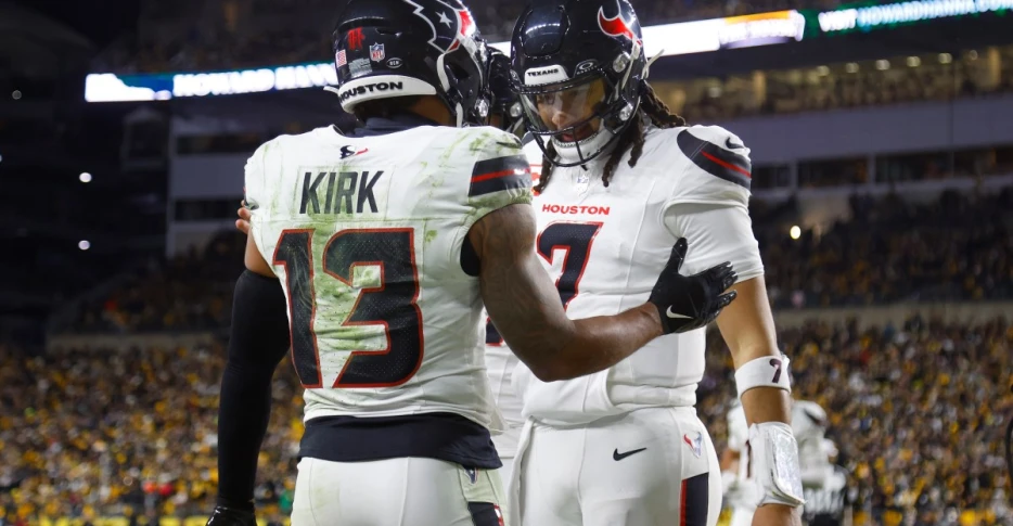 Houston Texans officially have more Divisional Round appearances than Dallas Cowboys since 2002