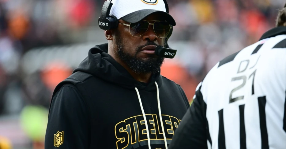 Mike Tomlin steps down after 19 seasons as Steelers head coach