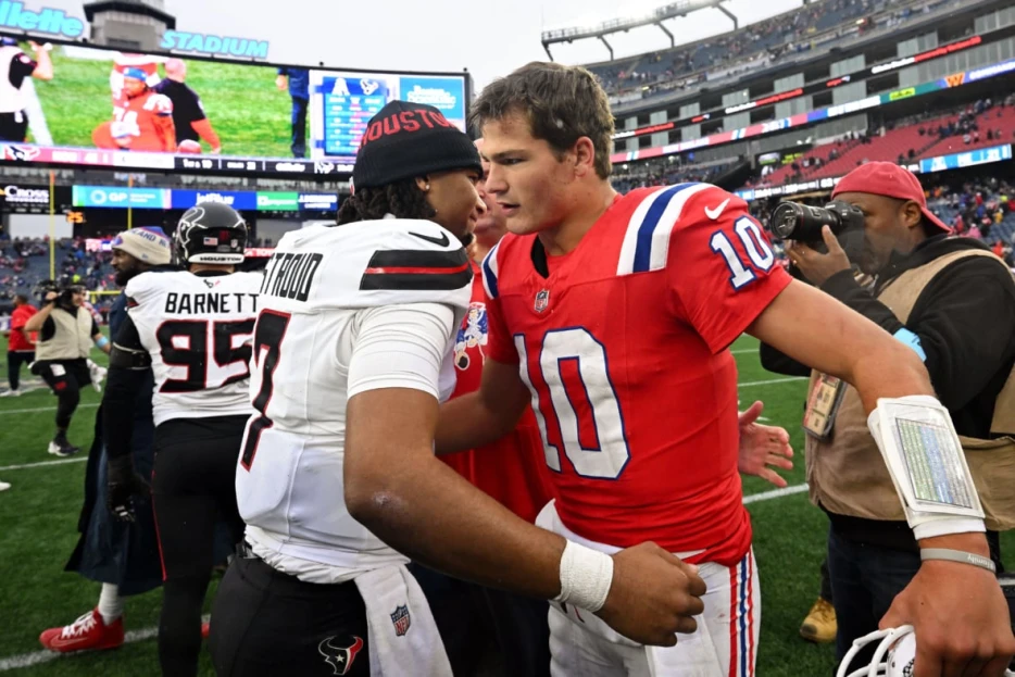 NFL Playoff Predictions: 4 Projections for Houston Texans vs New England Patriots
