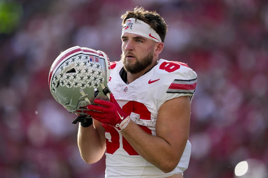 Ohio State TE Max Klare Declares For Draft