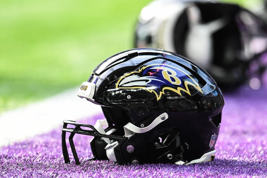 Ravens Interviewed Anthony Weaver For HC Position