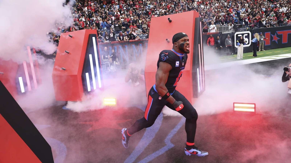 Texans’ Azeez Al-Shaair makes ‘STOP THE GENOCIDE’ statement with eye black on SportsCenter