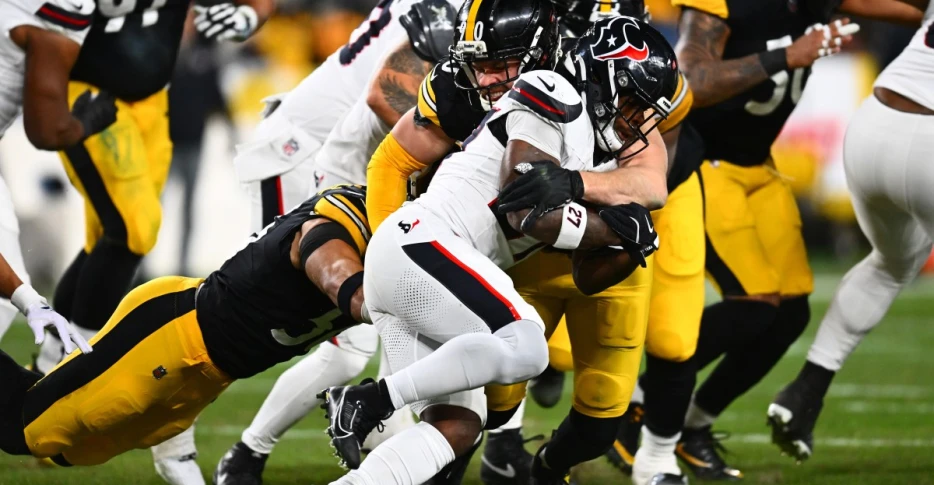 Texans win their first road playoff game