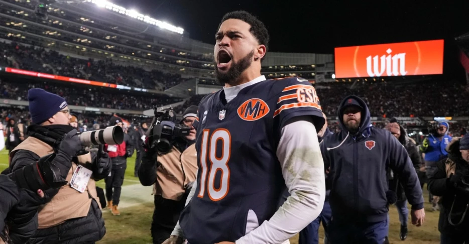 Bears vs. Packers Game Balls: Cold As Ice