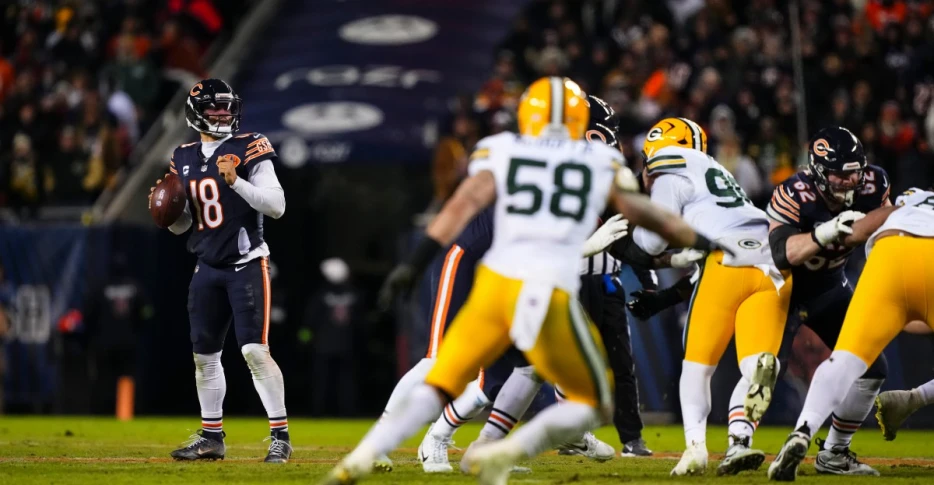 Green Bay’s linebackers fueled the Packers’ collapse against the Bears
