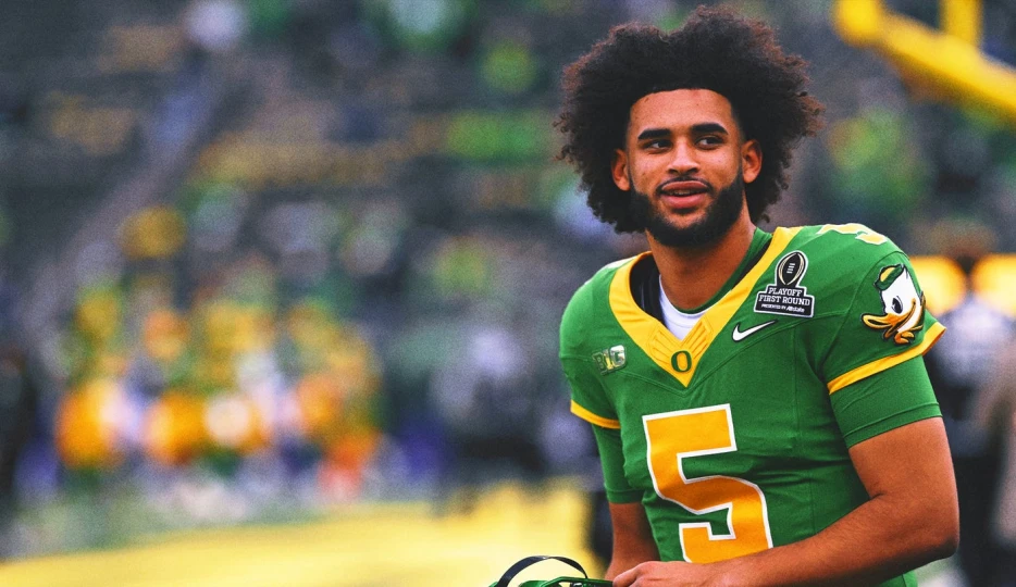 QB Dante Moore Turns Down NFL, Will Remain at Oregon for 2026