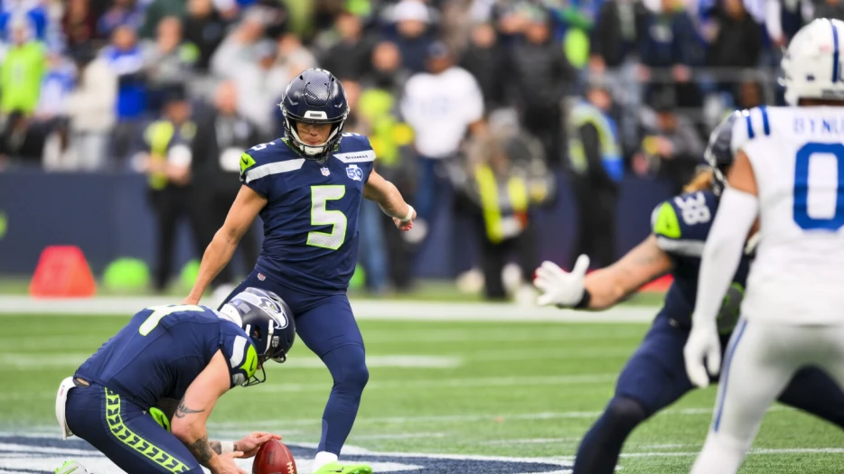 Seahawks pull out 18-16 win over Philip Rivers and the Colts