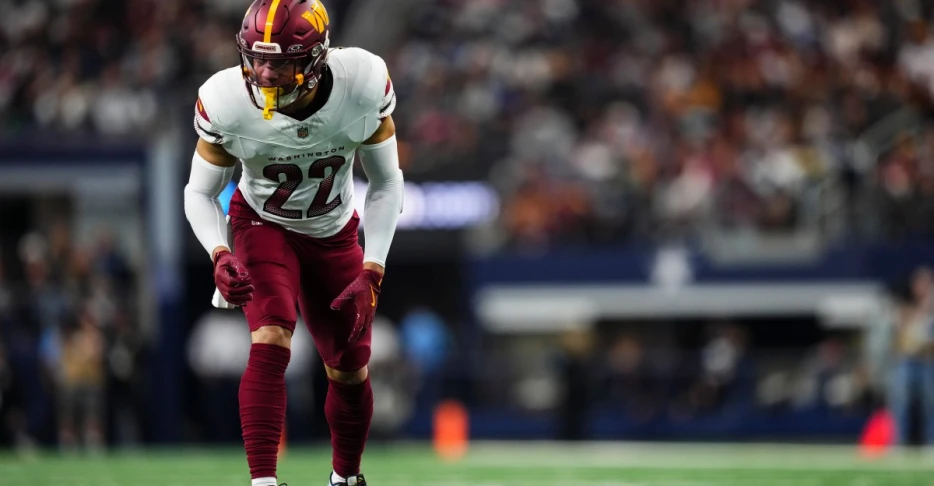 The 49ers are adding a safety and a tight end to the practice squad