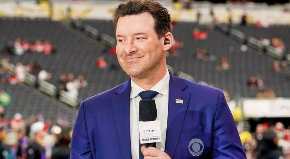 Tony Romo Offers Pathetic Excuse For His Poor Performance In The Booth On Sunday