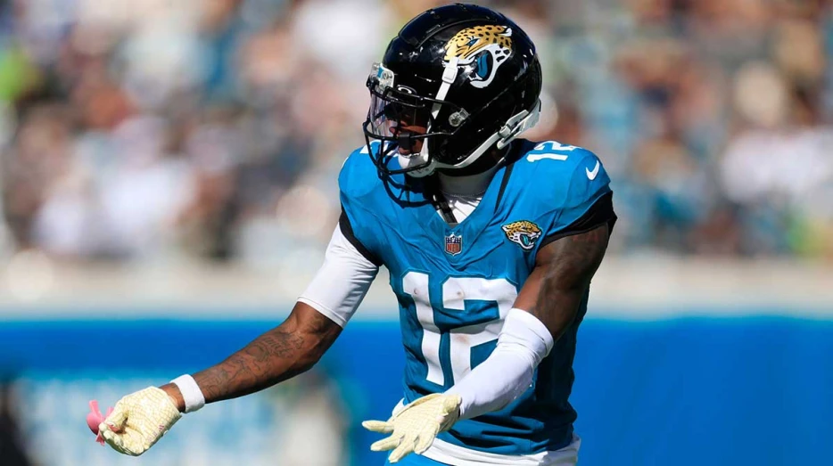 Will Jaguars’ Travis Hunter play both ways in 2026 after season-ending injury as rookie?