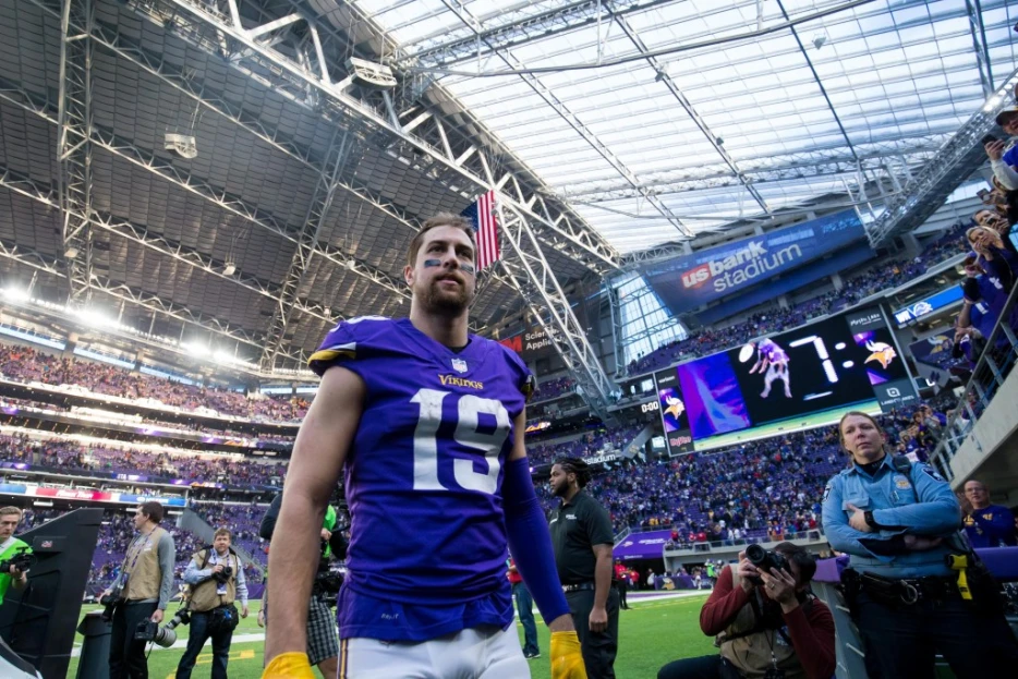 WR Adam Thielen Announces Retirement