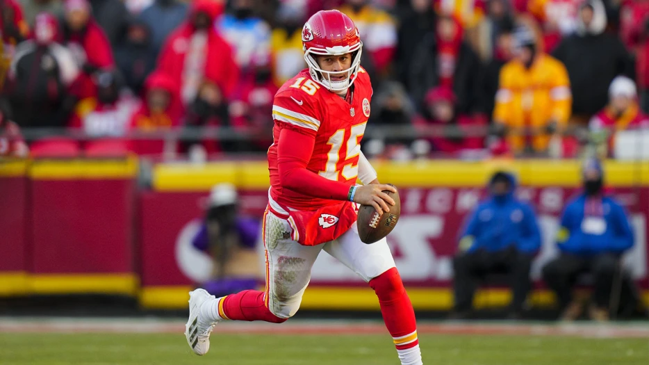 Chiefs QB Patrick Mahomes sets Week 1 goal for ACL recovery