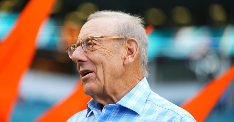 Dolphins owner Stephen Ross says he turned down $15B offer for team