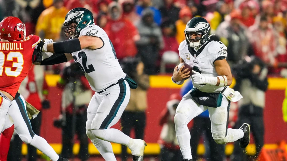 Eagles’ Jason Kelce fires back at negative Jalen Hurts narrative