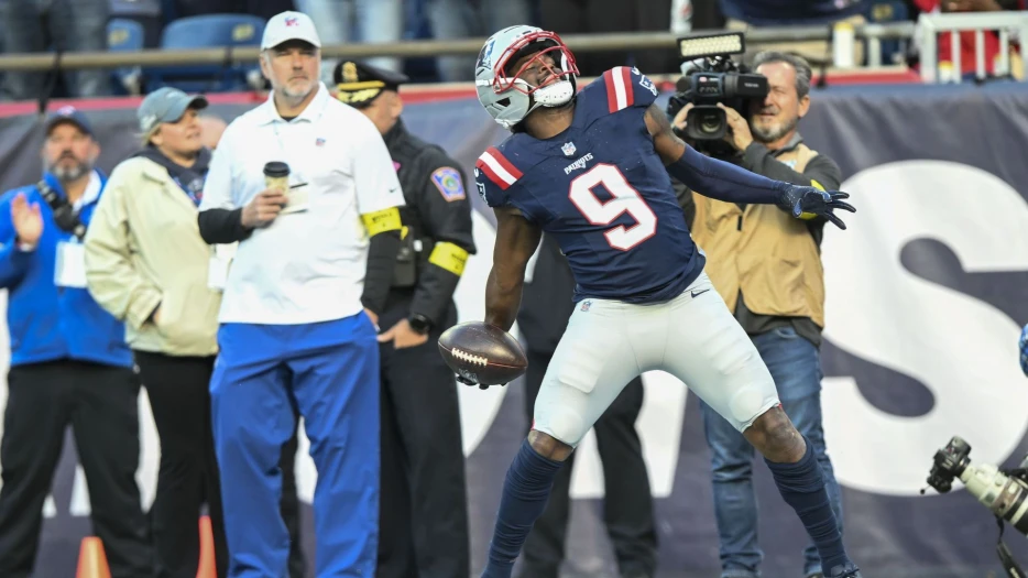 Patriots Wide Receiver Labels Texans Defense ‘Not Too Complicated’