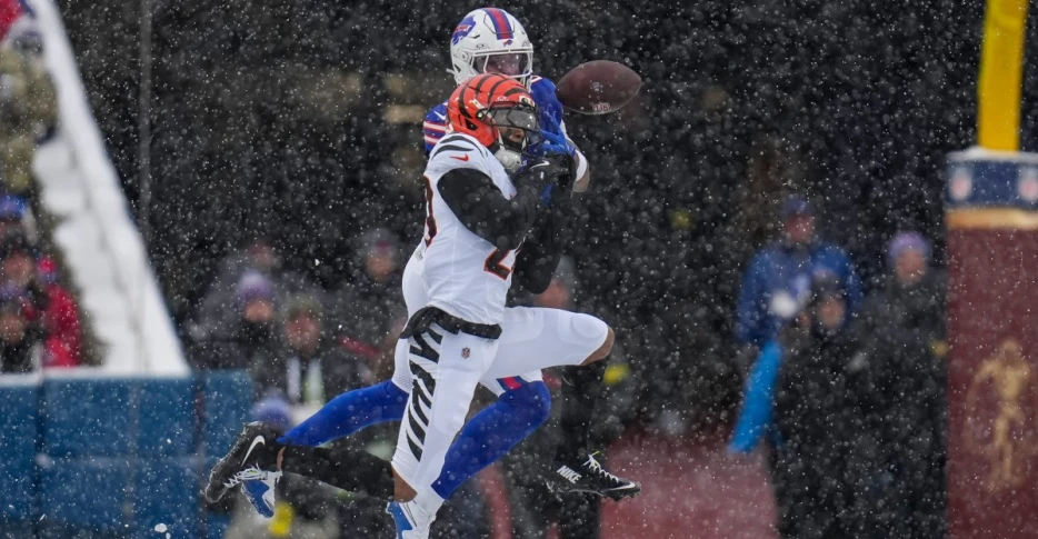 Was DJ Turner snubbed by All-Pro voters?