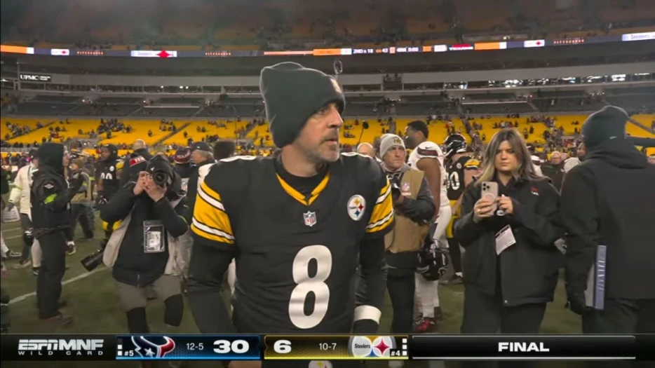 Analyst Implores Steelers To Re-Sign Aaron Rodgers: ‘Proved He Can Still Sling It’