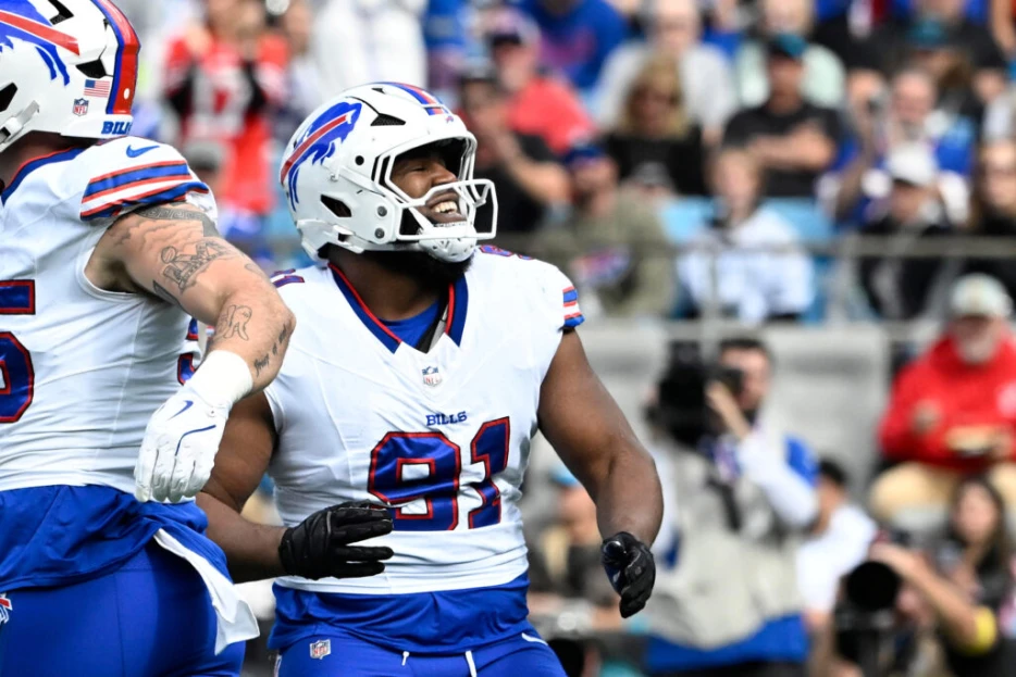Bills Activate DT Ed Oliver, WR Curtis Samuel From IR