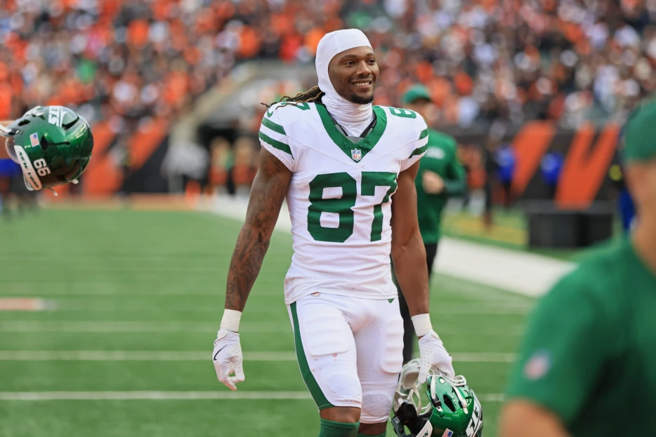 Steelers Sign Explosive Wide Receiver for 2026