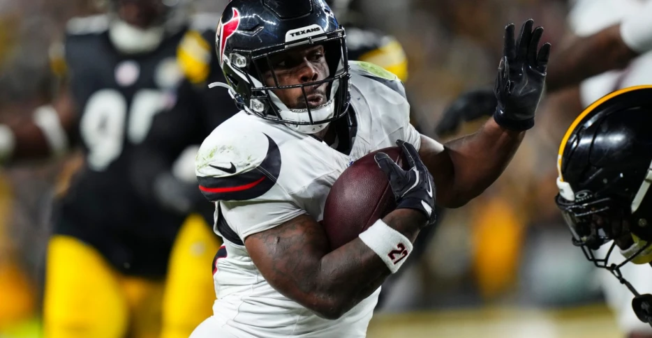 How One Key Texans Player can Beat the Patriots