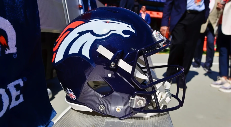 Denver Broncos Sign Popular Veteran QB To Help Replace Bo Nix