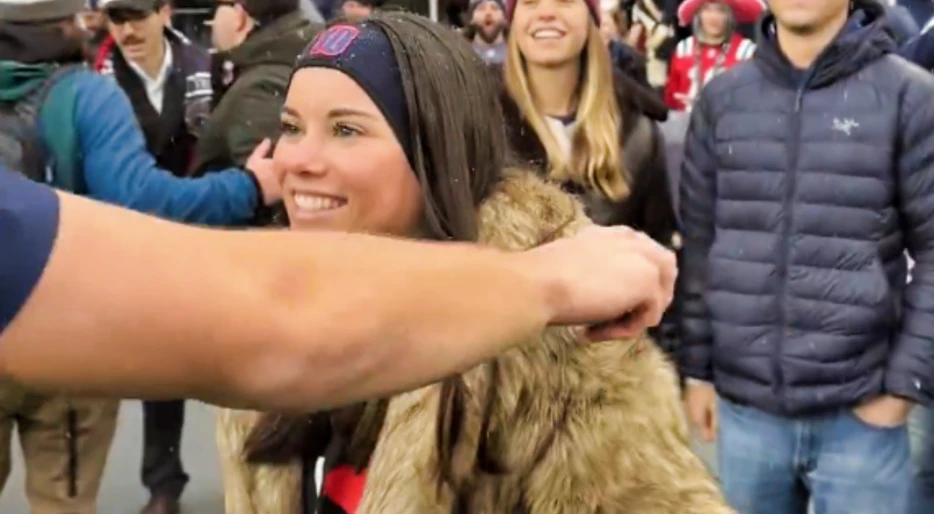 Drake Maye’s Wife Rocks Eye-Catching Outfit With Bold 4-Word Message At Patriots-Texans Playoff Game [VIDEO]