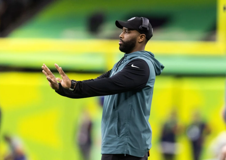 Eagles To Retain ST Coordinator Michael Clay