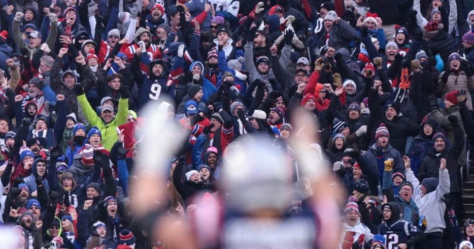 Patriots fan survey results: Fans predict close game against Texans
