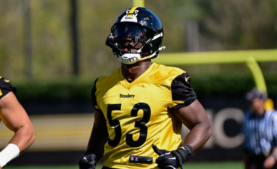 Steelers Re-Sign Edge Rusher after Stint with Browns