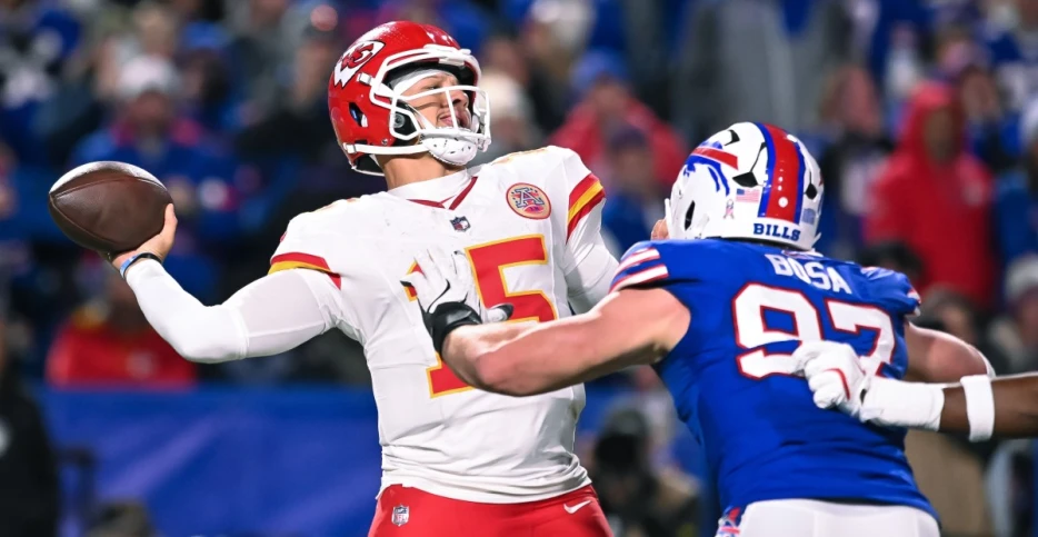 Bengals will sign Joey Bosa or other veteran pass rusher, predicts ESPN’s Aaron Schatz