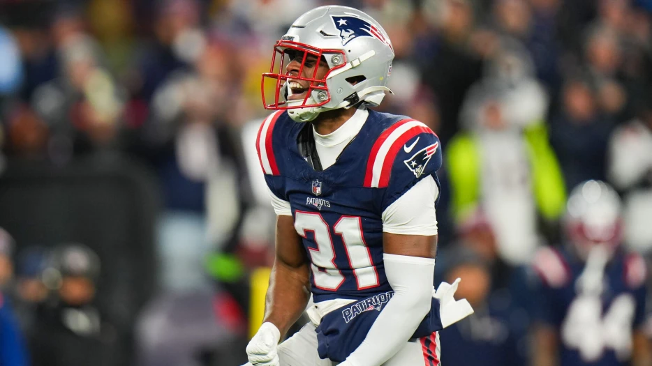 Four Studs, Four Duds From Patriots’ Turnover-Filled Win Vs. Texans