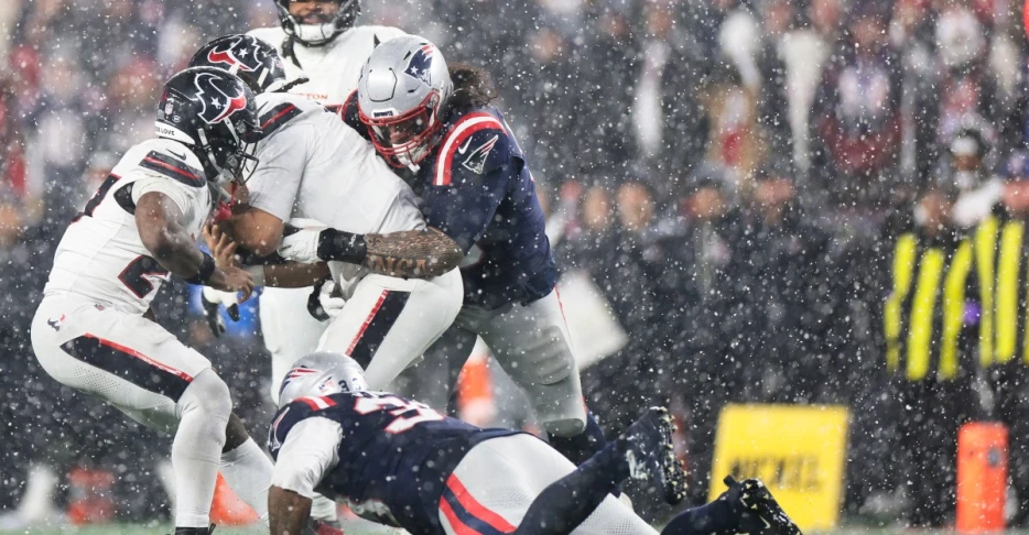 Patriots links 1/19/26: Pats Defense out-swarms Texans, 28-16