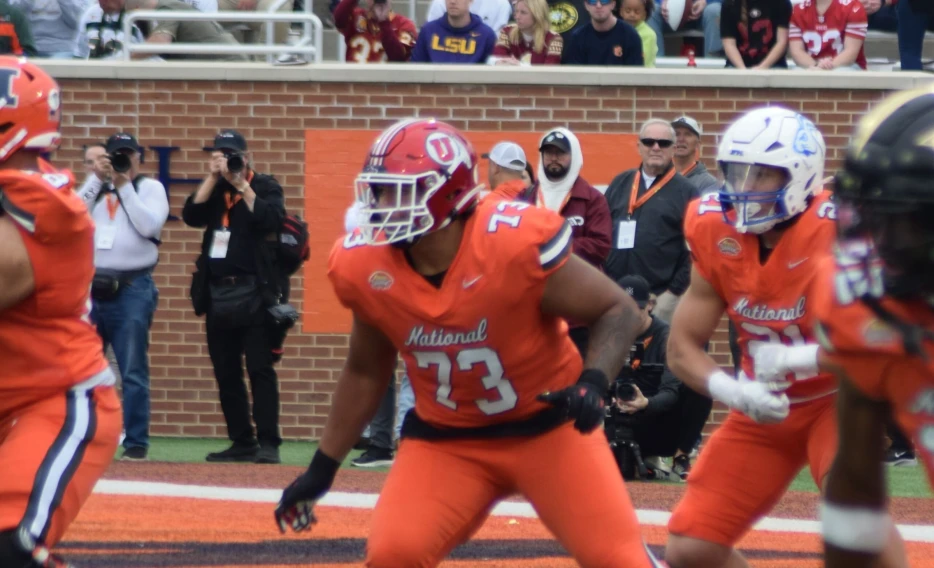 Steelers Sign Massive Samoan Offensive Lineman