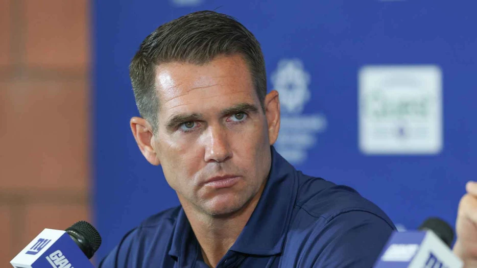 Giants fans clown Joe Schoen during John Harbaugh’s New York welcome