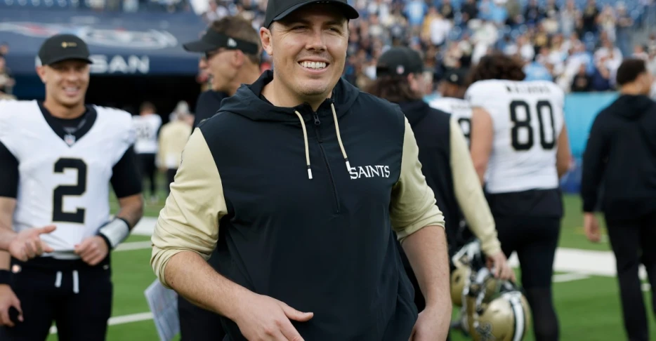 Saints have their first contract extension of the season