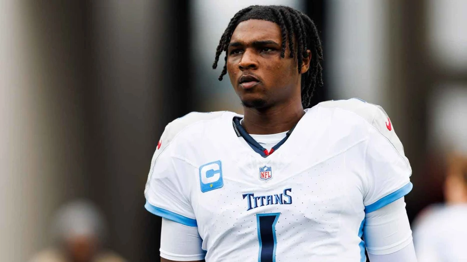 Titans’ Cam Ward, Xavier Restrepo take in national championship game in Miami reunion