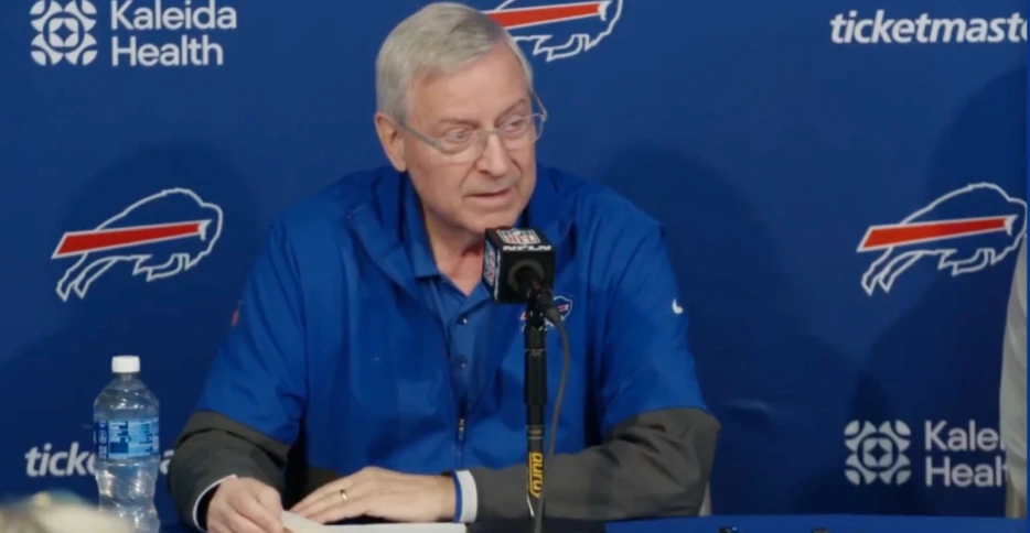 Buffalo Bills press conference reinforces why Terry Pegula rarely takes media questions