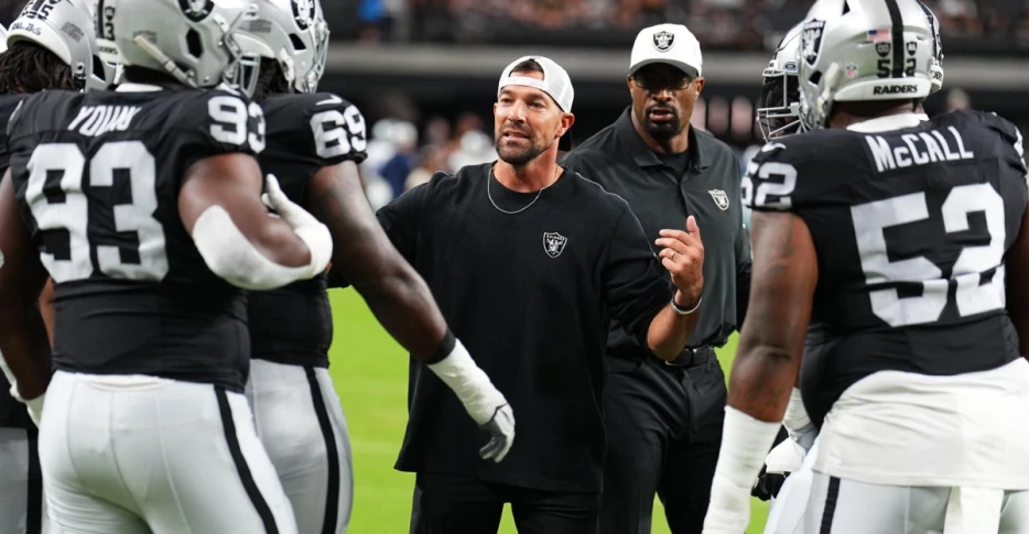 Rob Leonard has potential to be Las Vegas Raiders defensive coordinator