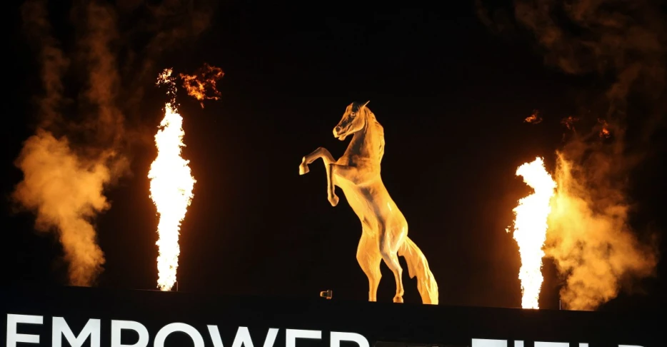 Behind Enemy Lines: Patriots fans interested in local Broncos fan