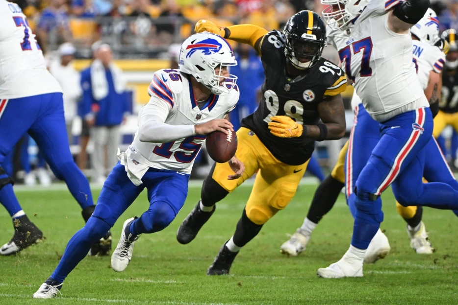 Giants Signed LB DeMarvin Leal To Futures Deal