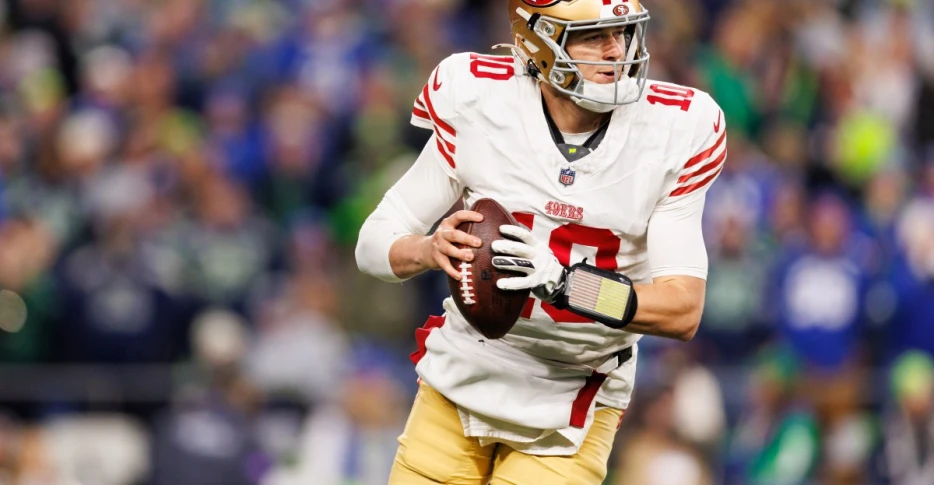 Kyle Shanahan says he’d be ‘very surprised’ if Mac Jones wasn’t a 49er in 2026 amid trade talk