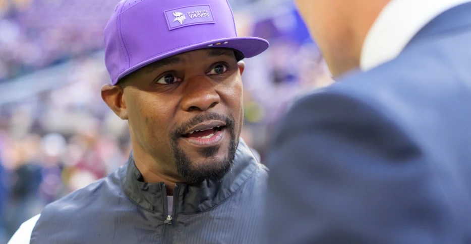 Flores Extension + Addison Trade Rumors