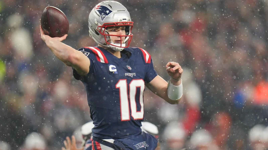 Key Drake Maye protector added to injury report before Patriots-Broncos game