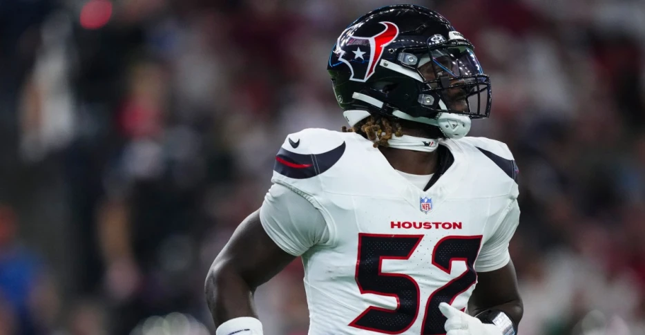 Patriots release veteran defensive end Darrell Taylor from practice squad